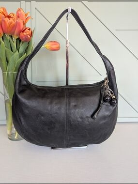 Coach Ergo Hobo. This classic Y2K-era